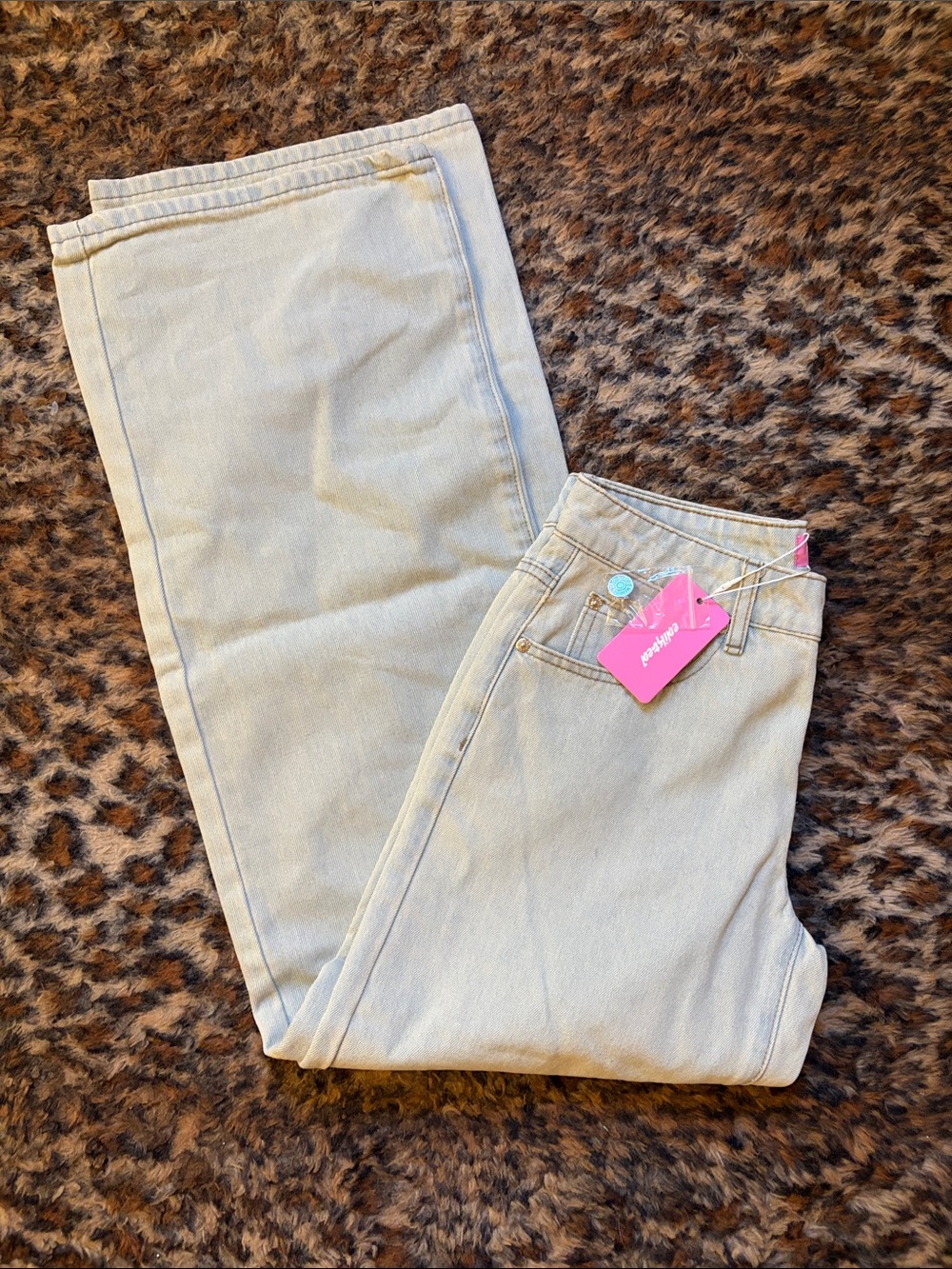 Edikted Raelynn Washed Low Rise Baggy Jeans